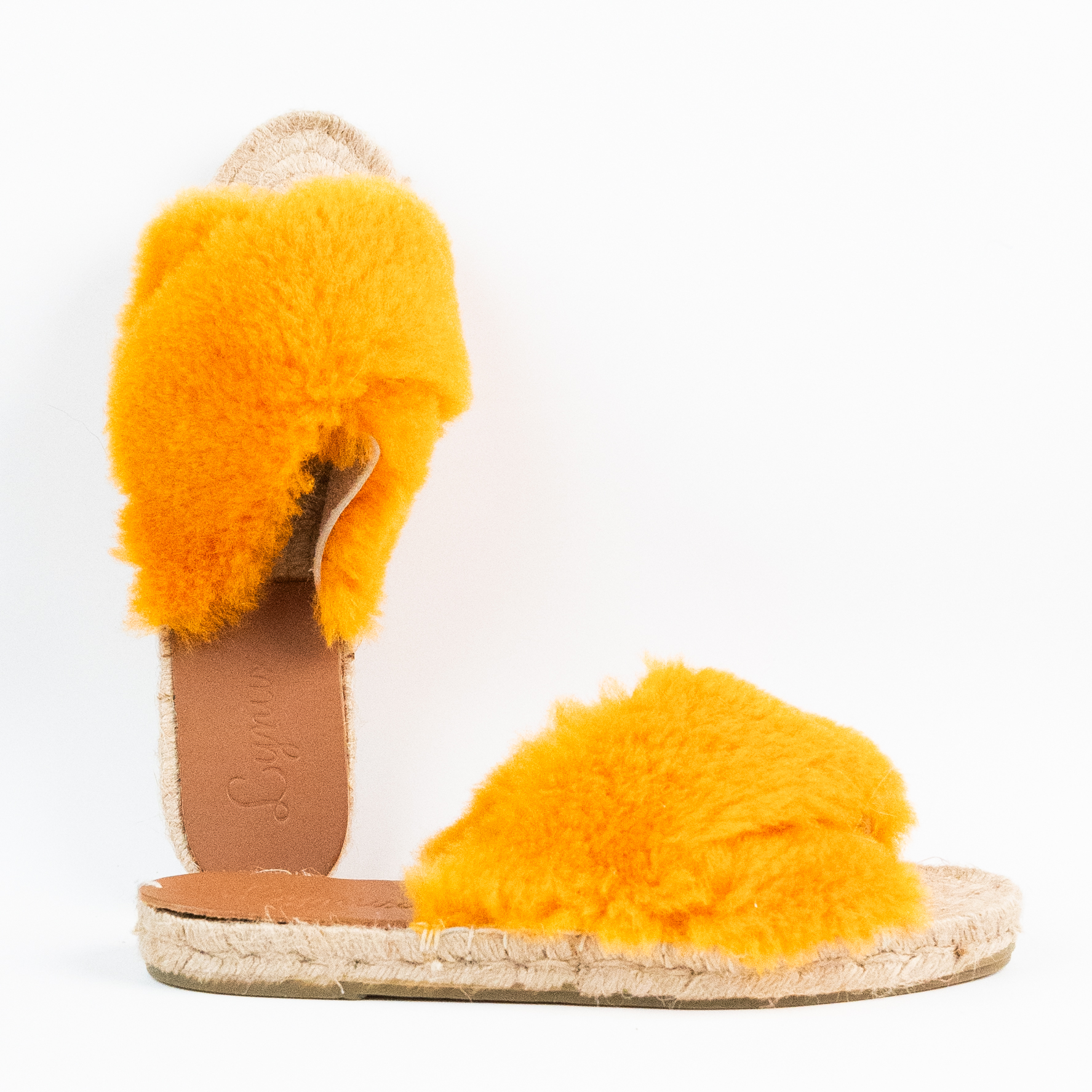 CARNERO SLIPPER